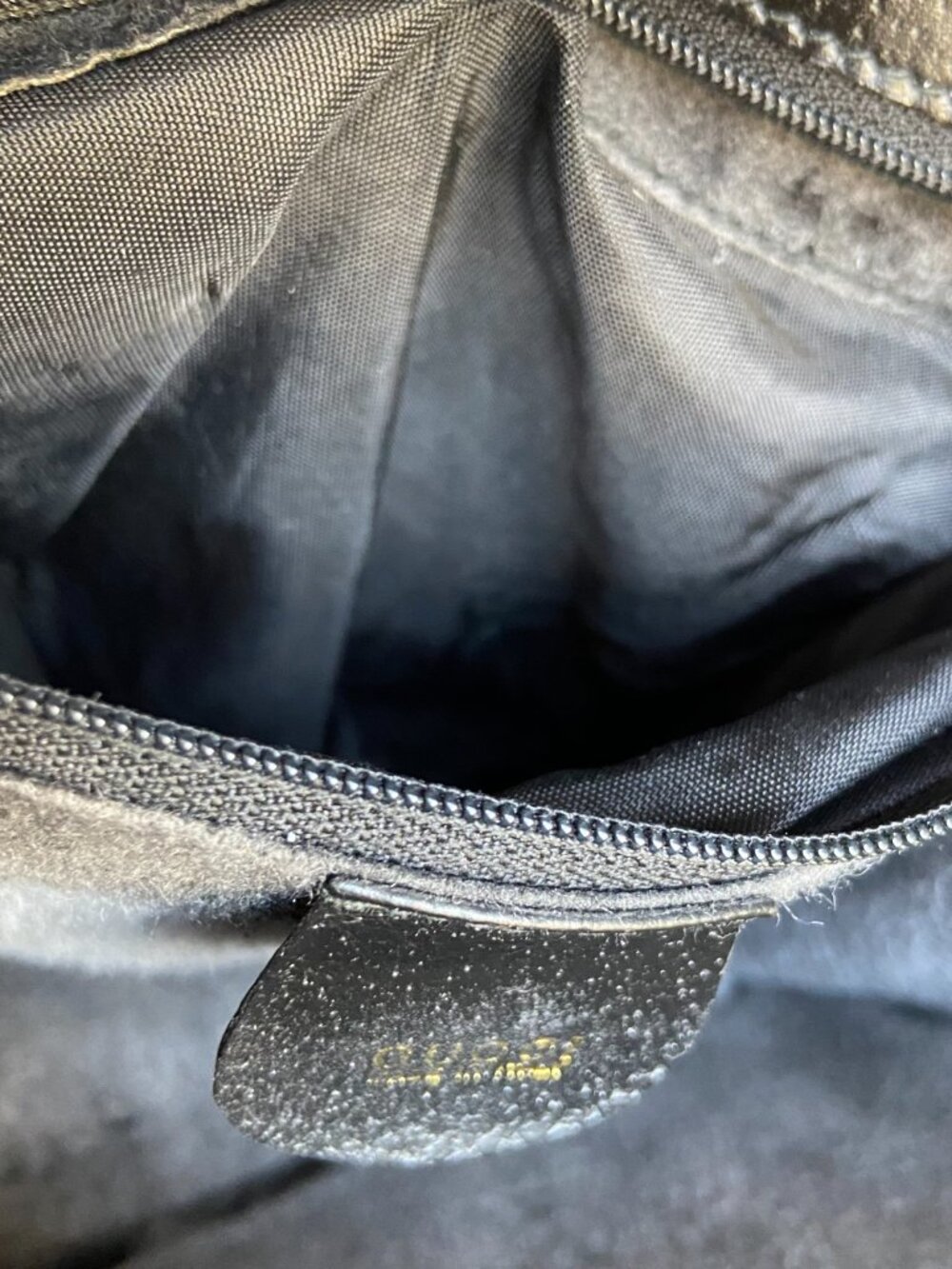 Authentic Vintage Gucci Black Leather Hand Bag and Original Dust Bag - Picture 14 of 15